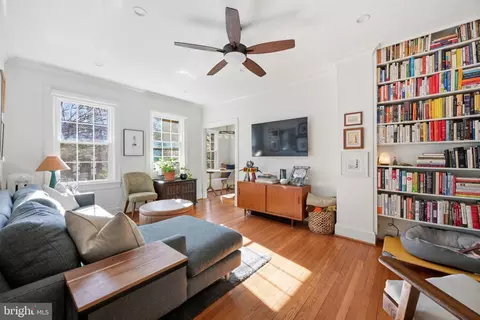 5402 Connecticut Ave NW #202, Washington, DC 20015