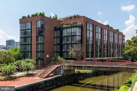 3303 Water St NW #7E, Washington, DC 20007