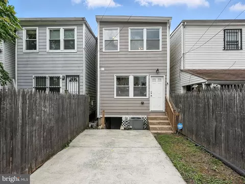 Exterior - 1926 Bennett Pl NE, Washington, DC 20002 photo 4 of 4