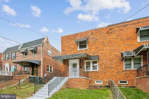 529 Foxhall Pl SE, Washington, DC 20032