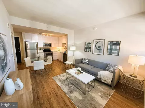 460 New York Ave NW #401, Washington, DC 20001