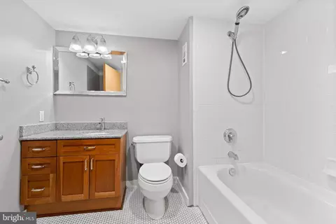440 12th St NE #210, Washington, DC 20002 photo 16