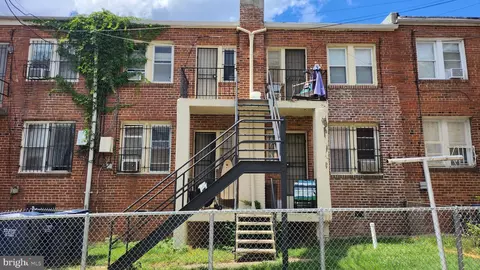 2013 I St NE, Washington, DC 20002 photo 2