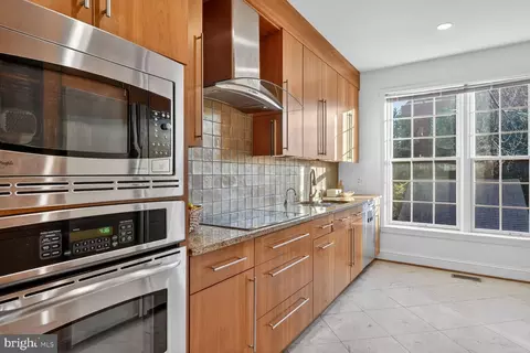 Kitchen - 3540 Reservoir Rd NW, Washington, DC 20007 photo 2 of 3