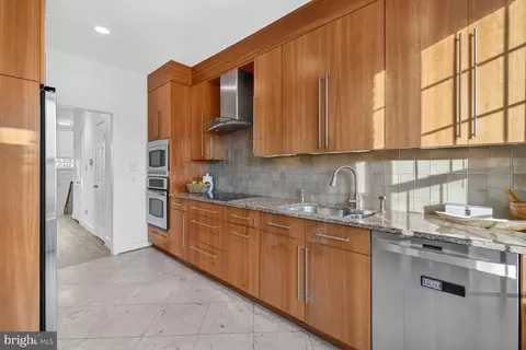 Kitchen - 3540 Reservoir Rd NW, Washington, DC 20007 photo 3 of 3