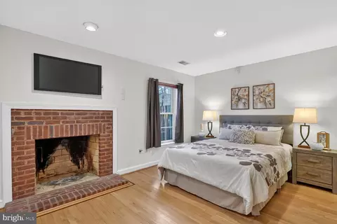 Bedroom - 3540 Reservoir Rd NW, Washington, DC 20007 photo 5 of 5