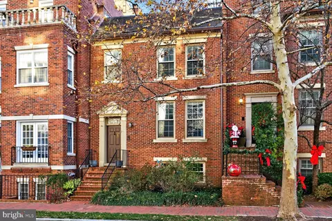 3540 Reservoir Rd NW, Washington, DC 20007