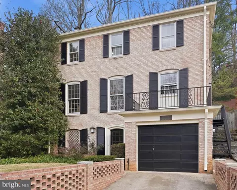 5321 Macarthur Blvd NW, Washington, DC 20016