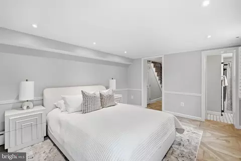 2708 P St NW, Washington, DC 20007 photo 27