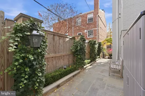 2708 P St NW, Washington, DC 20007 photo 33