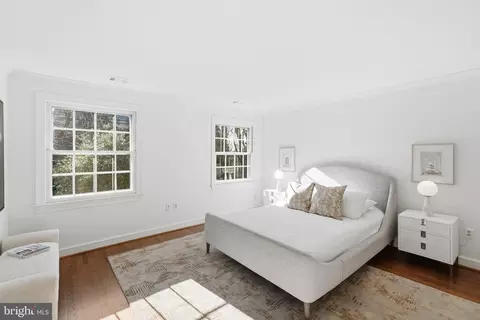 Bedroom - 3402 R St NW, Washington, DC 20007 photo 3 of 4