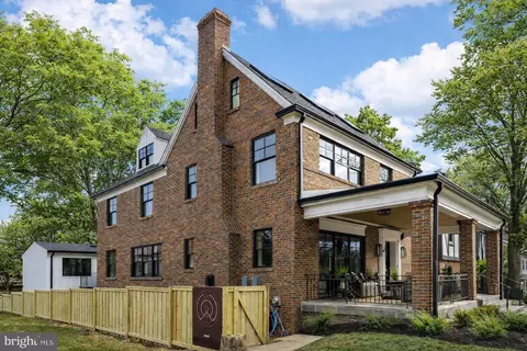2619 Wisconsin Ave NW, Washington, DC 20007