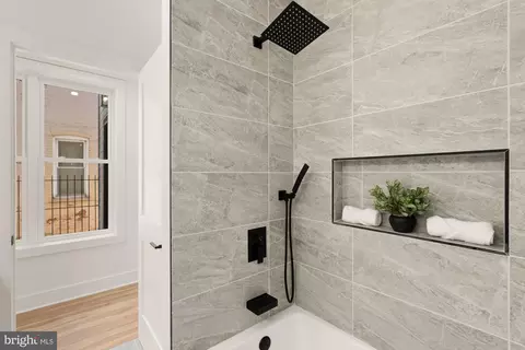 1251 Morse St NE #B, Washington, DC 20002 photo 27