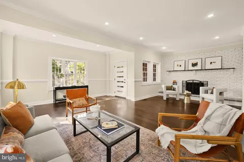 1406 Lawrence St NE, Washington, DC 20017