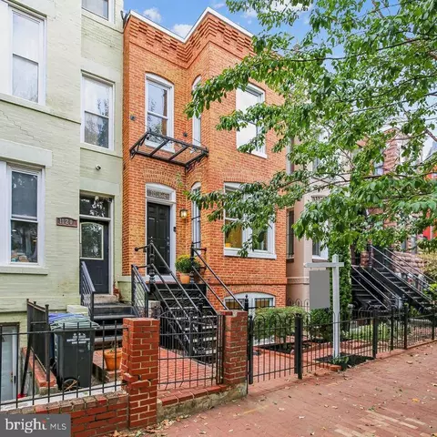 Exterior - 1124 G St NE, Washington, DC 20002 photo 2 of 5