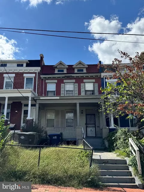 1325 Valley Pl SE, Washington, DC 20020