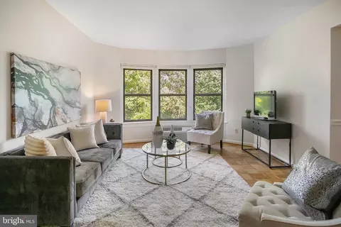 2500 Q St NW #411, Washington, DC 20007