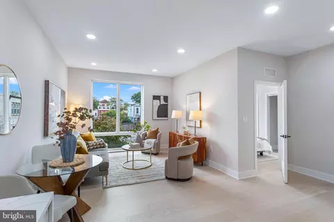 1516 E Capitol St NE #B, Washington, DC 20003