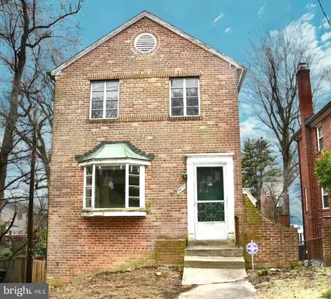 3210 Quesada St NW, Washington, DC 20015