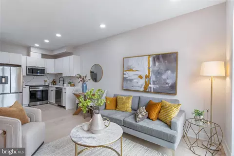 1516 E Capitol St NE #C, Washington, DC 20003