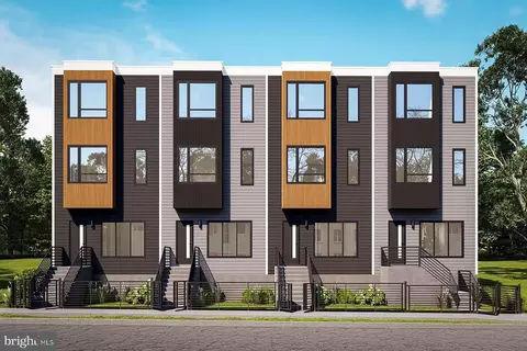 4939 Call Pl SE, Washington, DC 20019