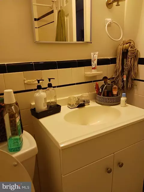 1912 M St NE, Washington, DC 20002 photo 9