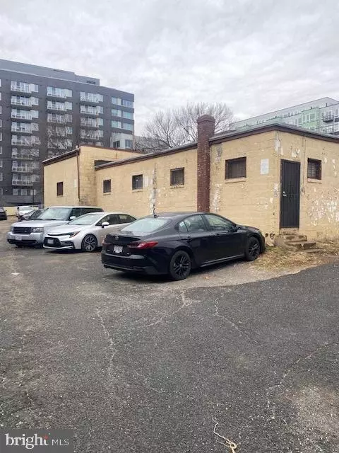 1744 Benning Rd NE, Washington, DC 20002 photo 5