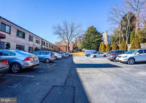 Exterior - 4545 Macarthur Blvd NW #G7, Washington, DC 20007 photo 1 of 2