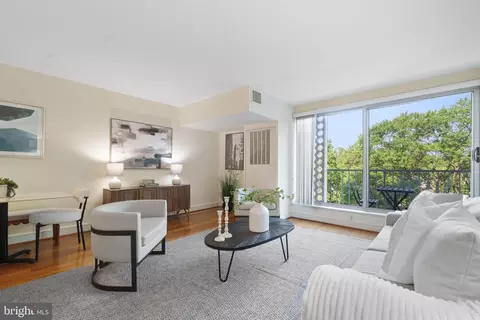 800 4th St SW #S421, Washington, DC 20024