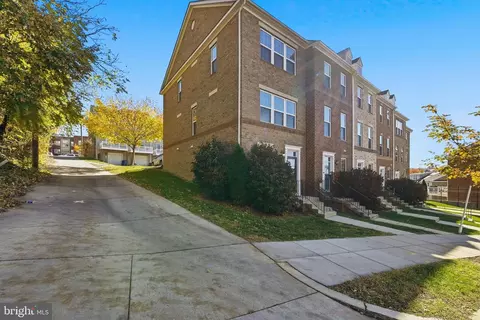 3400 10th Pl SE, Washington, DC 20032