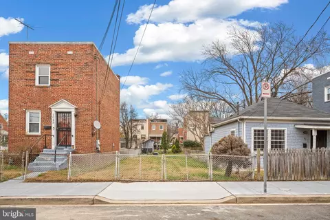 1047 47th St NE, Washington, DC 20019