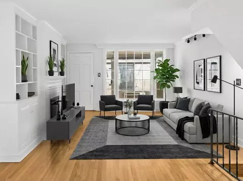 2420 I St NW, Washington, DC 20037