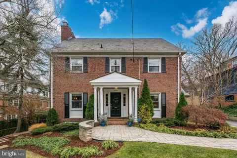 4820 Linnean Ave NW, Washington, DC 20008