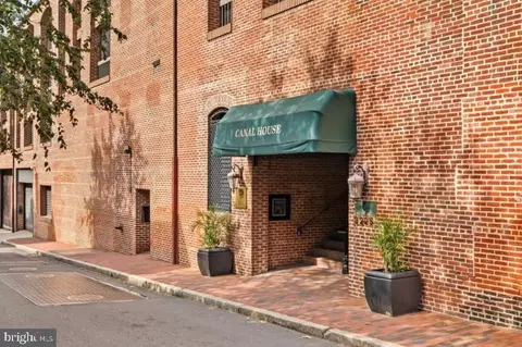 3225 Grace St NW #P42, Washington, DC 20007