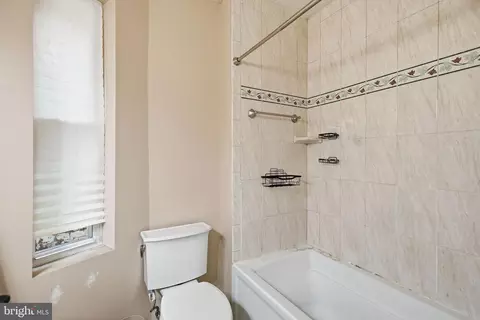 405 12th St NE, Washington, DC 20002 photo 17