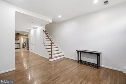 405 12th St NE, Washington, DC 20002 photo 4