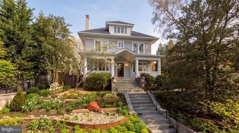 3519 Lowell St NW, Washington, DC 20016