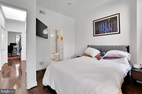 1614 15th St NW, Washington, DC 20009 photo 12