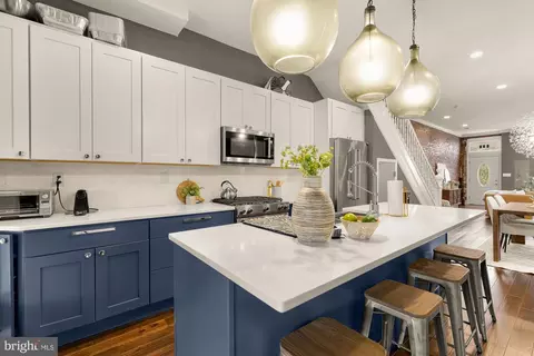 Kitchen - 421 10th St NE, Washington, DC 20002 photo 2 of 14
