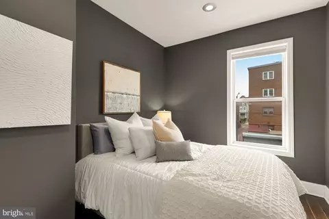 Bedroom - 421 10th St NE, Washington, DC 20002 photo 1 of 11