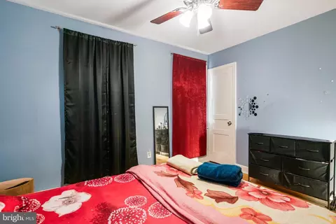 Bedroom - 4801 B St SE, Washington, DC 20019 photo 4 of 7
