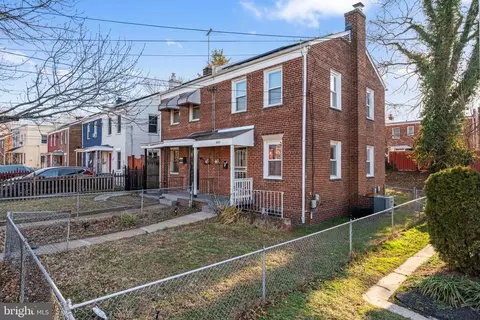 Exterior - 4801 B St SE, Washington, DC 20019 photo 1 of 3