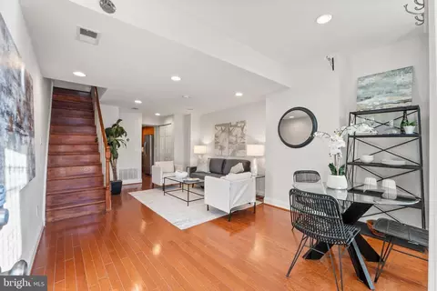 Living - 813 12th St NE, Washington, DC 20002 photo 1 of 2