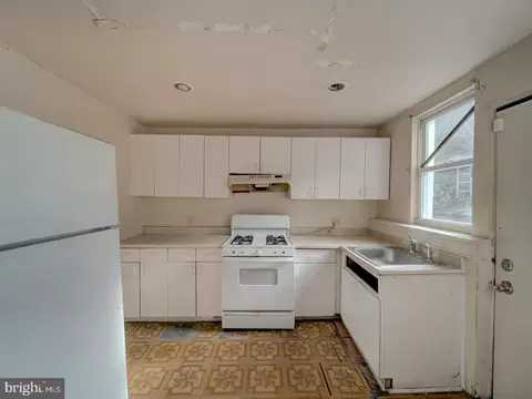 1709 L St NE, Washington, DC 20002 photo 13