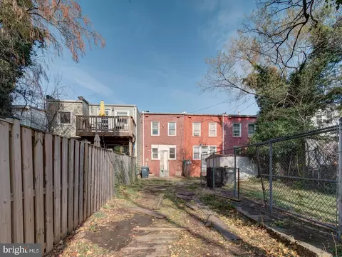 1709 L St NE, Washington, DC 20002 photo 6