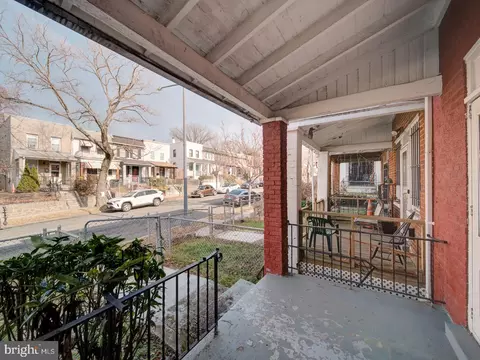 1709 L St NE, Washington, DC 20002 photo 5