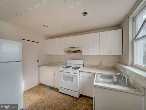 1709 L St NE, Washington, DC 20002 photo 15