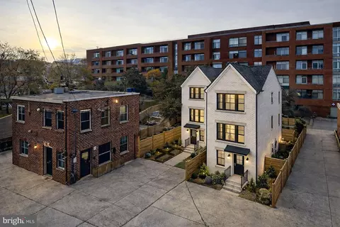 327 Rear L St NE, Washington, DC 20002