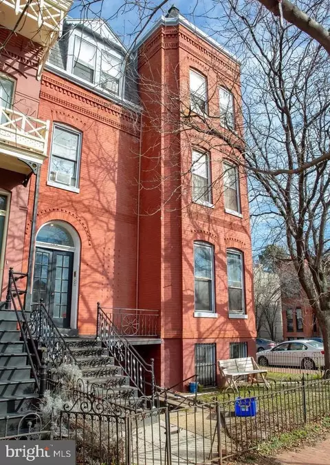 520 Constitution Ave NE, Washington, DC 20002