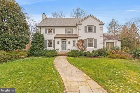 5085 Lowell St NW, Washington, DC 20016